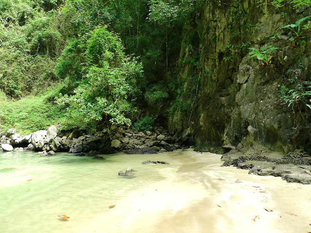 Baan Sri Lanta Sand Ko Lanta Pokoj fotografie